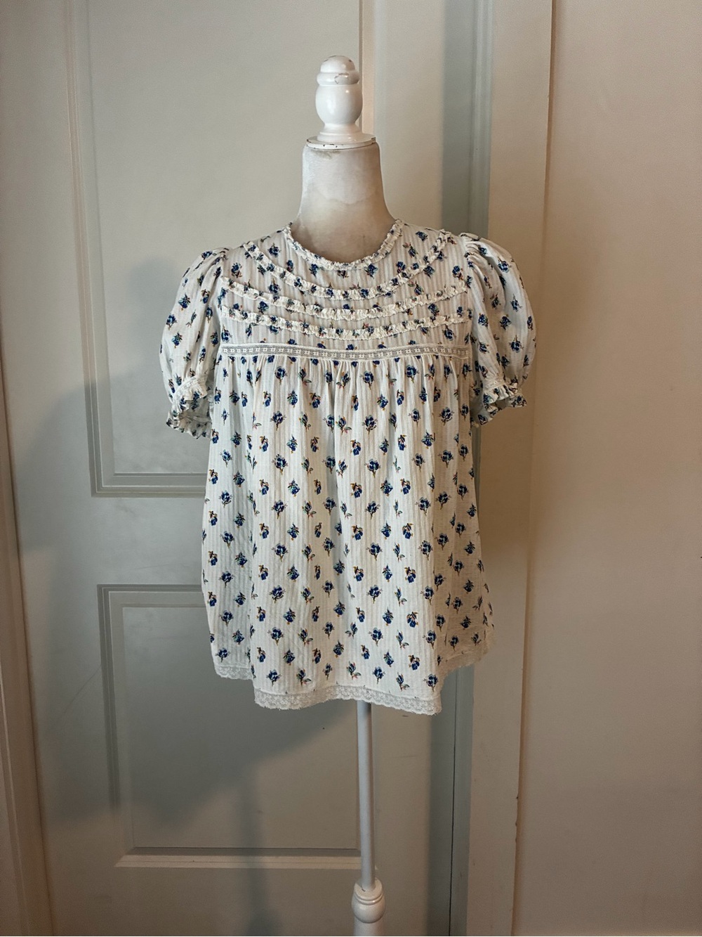 Zadig & Voltaire Tua Dobby Flower Top brunch on the patio essential Sz S - Picture 3 of 7